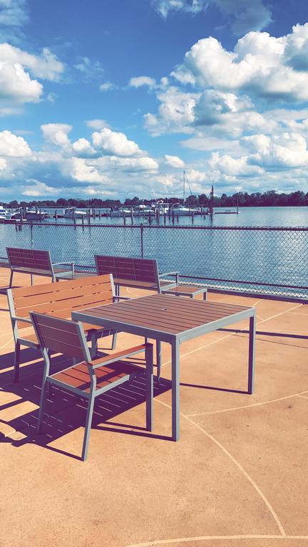 Waterfront Inn Phl Airport Essington Bagian luar foto
